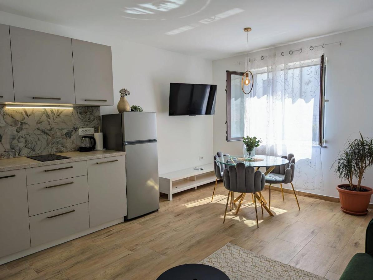 Kricin Sea Apartment Baska  Exterior photo