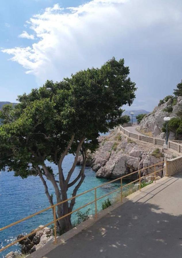 Kricin Sea Apartment Baska  Exterior photo